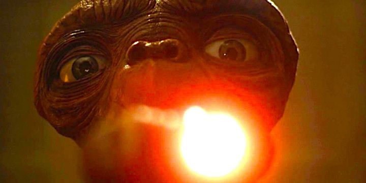 《E.T.外星人》：一部无需续集的经典科幻电影缩略图